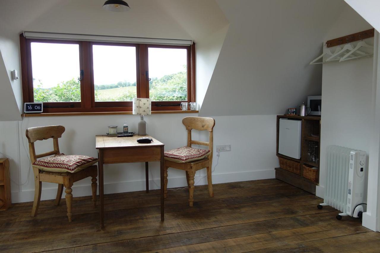 The Roost Apartment Semley Exterior photo