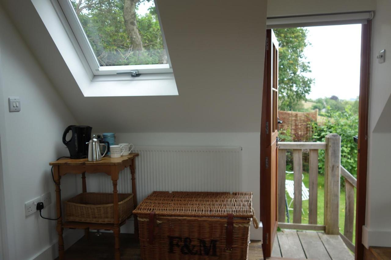 The Roost Apartment Semley Exterior photo